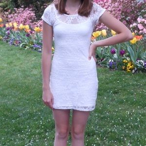 Hollister White Lace Bodycon Dress, Size Small